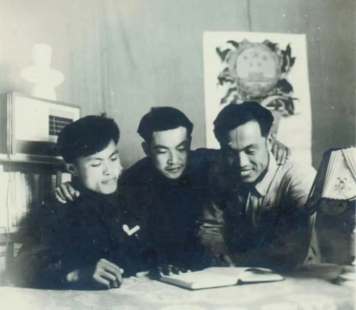 賁德1 賁德1