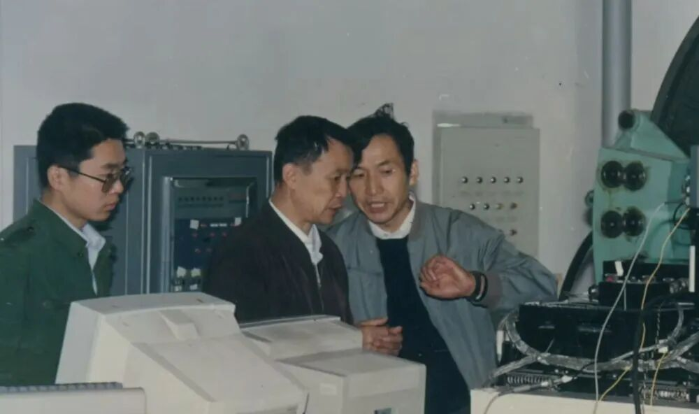 賁德2 賁德2